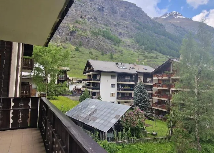 La Perle Apartments